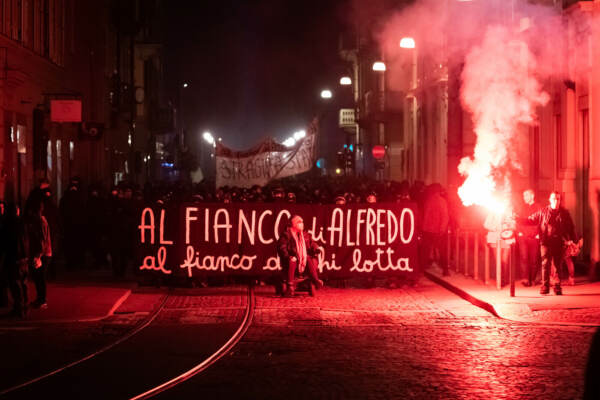 Torino - Corteo anarchico in solidarietà ad Alfredo Cospito, detenuto al regime 41 bis