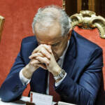 Naufragio Crotone, Piantedosi respinge le accuse
