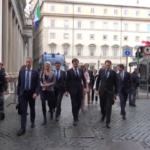 Rutte prende un caffè in centro a Roma