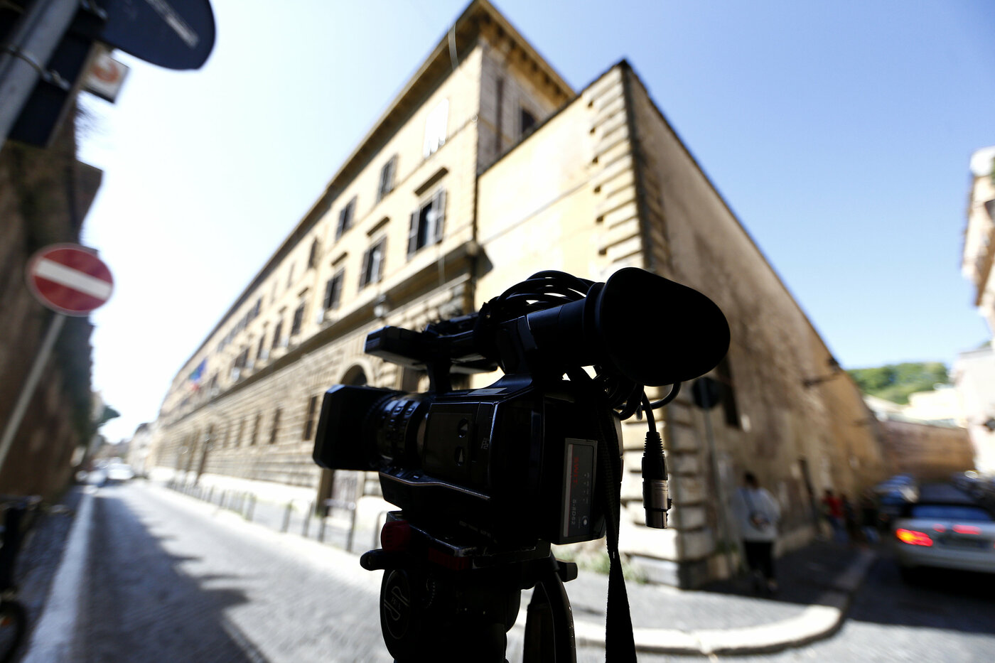 Spionaggio, Walter Biot condannato a 30 anni