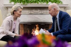 Joe Biden riceve Ursula von der Leyen alla Casa Bianca