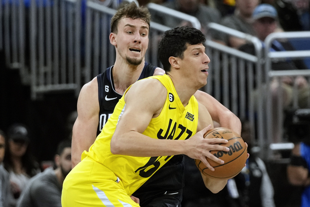 Nba, a Fontecchio il “derby” contro Banchero