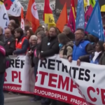 Francia, nuove proteste contro riforma pensioni