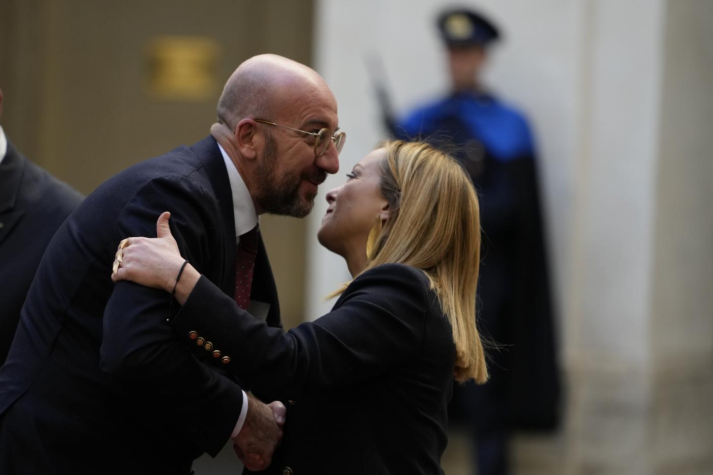 Migranti, l’assist di Michel a Giorgia Meloni