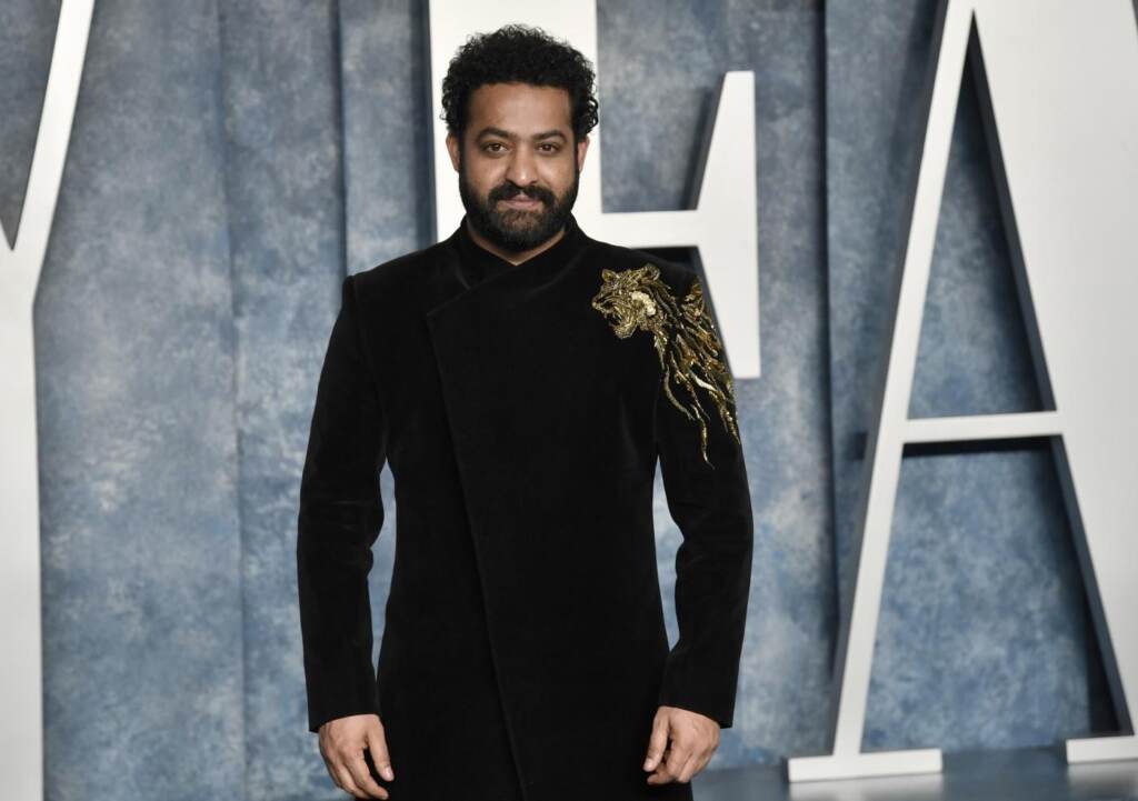 Galleria foto 'Oscar 2023, tutti i look della serata – FOTOGALLERY' - foto 34