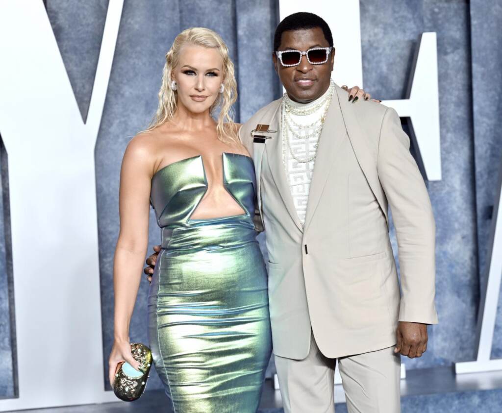 Galleria foto 'Oscar 2023, tutti i look della serata – FOTOGALLERY' - foto 37