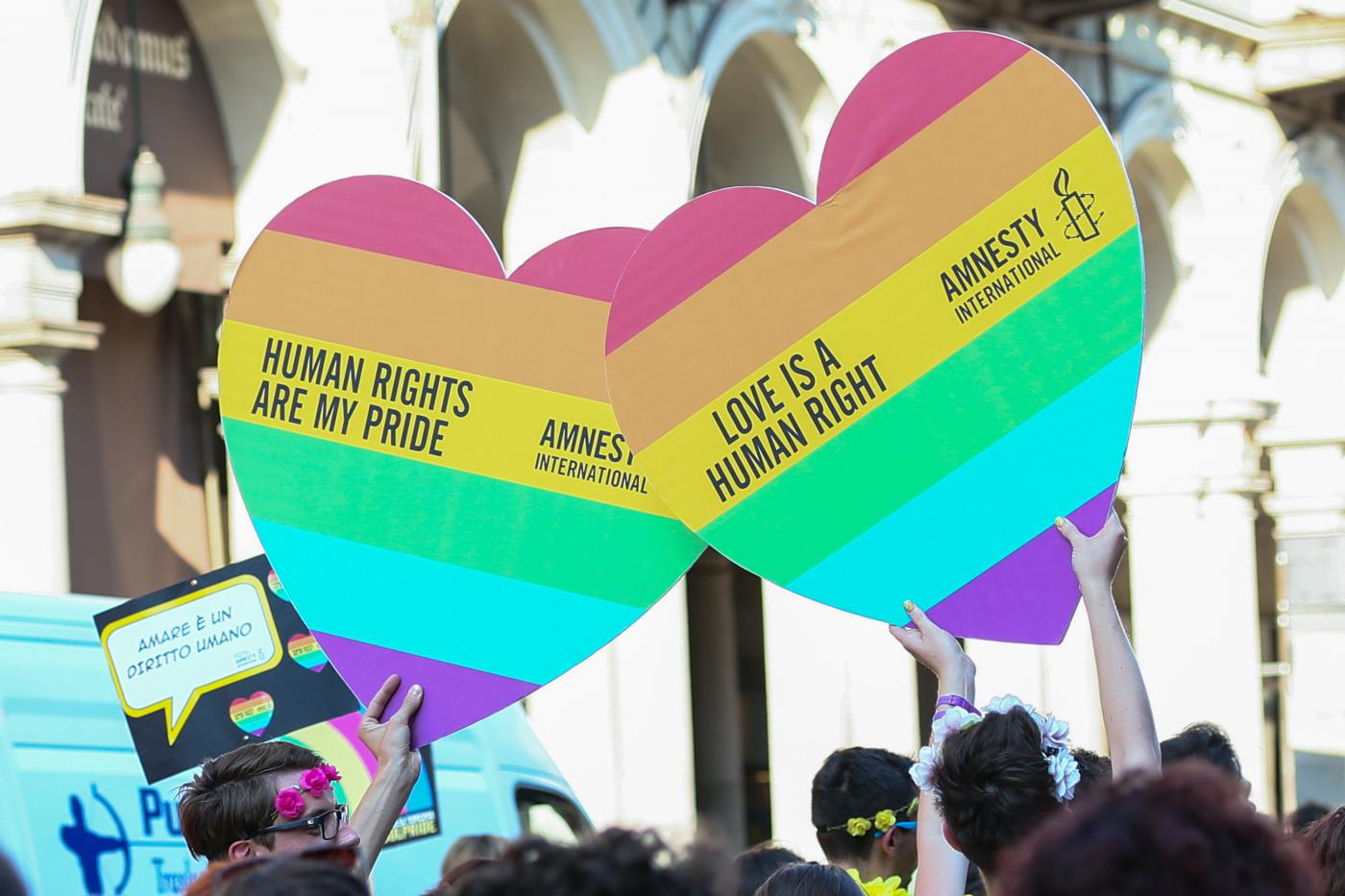 Diritti, Eurocamera condanna Italia su retorica anti-Lgbt