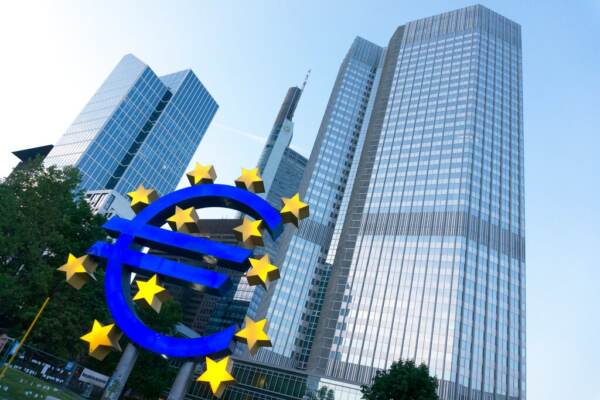 Bce conferma rialzo tassi di 50 punti base