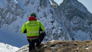 Val d’Aosta, morto sciatore travolto da valanga