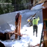 Maltempo in California, crollano i tetti delle case