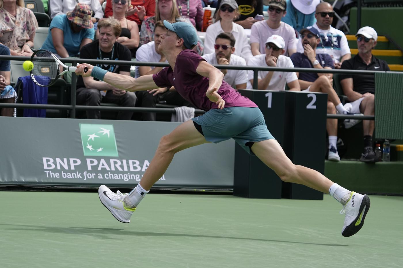 Indian Wells, Sinner ai quarti: Wawrinka battuto