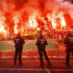 Calcio, curve d’Europa e gemellaggi: quando l’Italia è teatro di battaglia