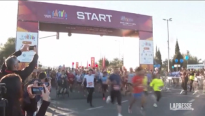 Maratona di Gerusalemme, 40mila iscritti: vincono due kenioti