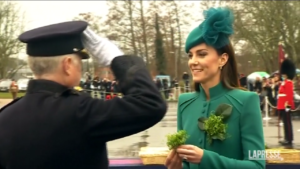 San Patrizio, Kate Middleton festeggia con le guardie irlandesi
