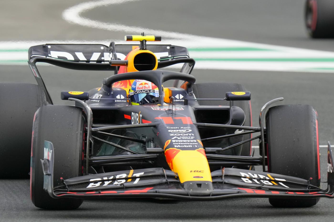 F1, gp Arabia Saudita: pole Perez davanti ad Alonso