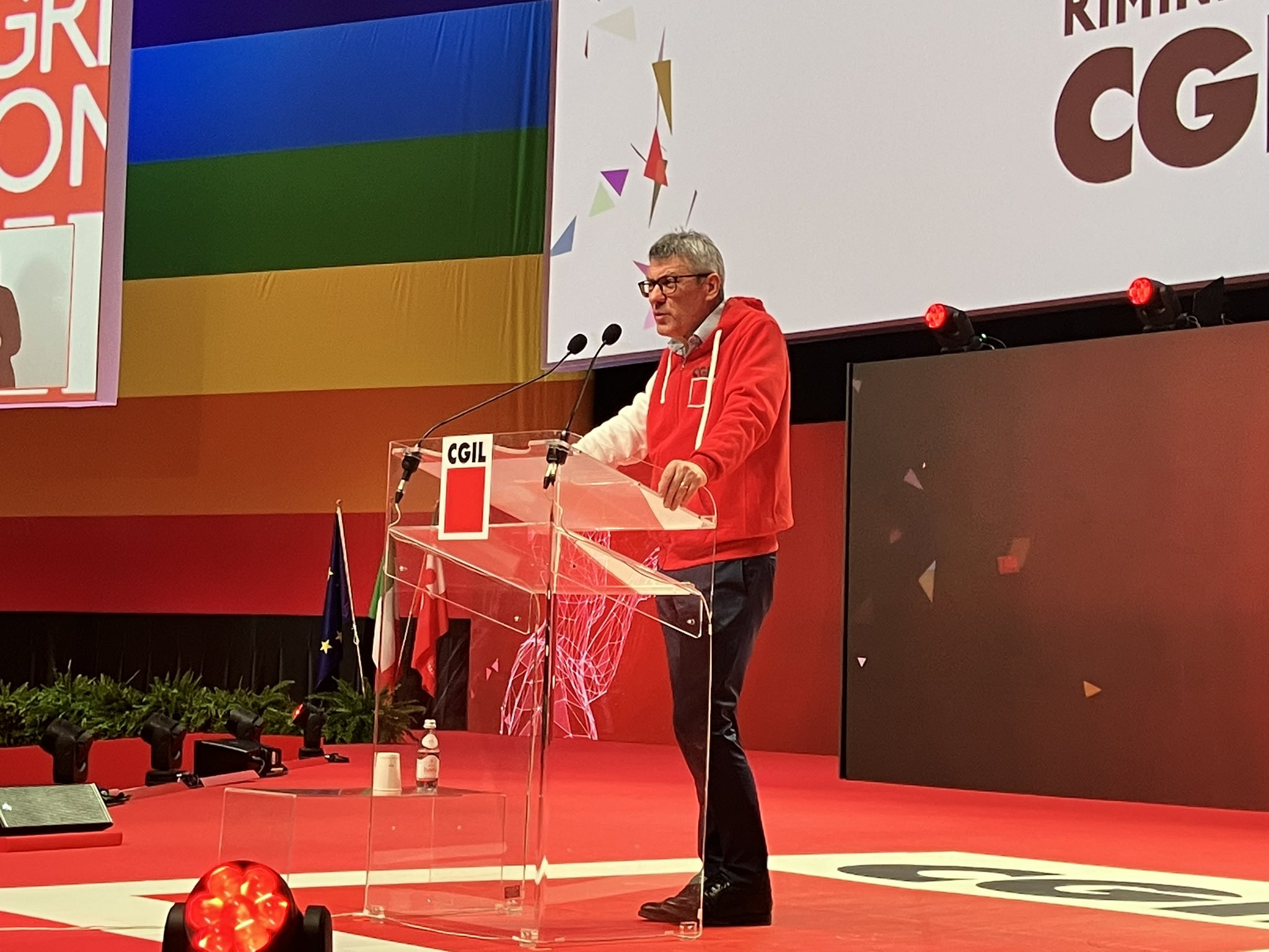 Cgil, Landini chiude il congresso: “Distanze con Meloni restano”