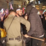 Israele, tensioni tra manifestanti a Tel Aviv