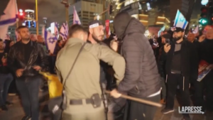 Israele, tensioni tra manifestanti a Tel Aviv