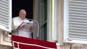 Papa: “Popolo ucraino continua a soffrire per crimini guerra”