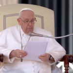 Acqua, l’appello del Papa: “Basta sprechi, va preservata”
