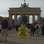 Stop auto diesel e benzina, Germania dice no: Greenpeace protesta