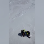 Valle d’Aosta, soccorso scialpinista in un crepaccio