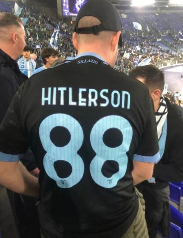 Calcio, identificato tifoso Lazio con maglia ‘Hitlerson 88’