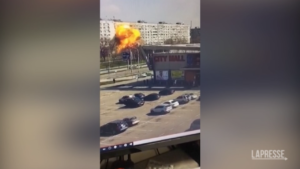 Ucraina, missili sugli edifici di Zaporizhzhia