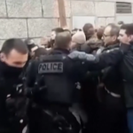 Francia, sciopero contro riforma pensioni: interviene la polizia