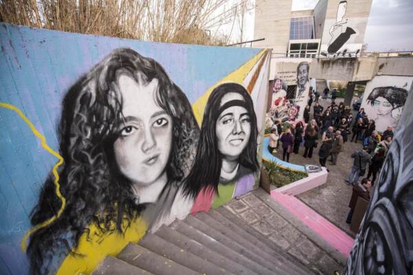 Roma, un murales in ricordo di Emanuela Orlandi e Mirella Gregori