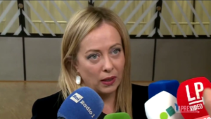 Auto, Meloni su stop diesel e benzina: “Ue non decida che tecnologie usare”