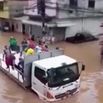 Ecuador, la città di Guayaquil invasa dall’acqua
