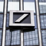 Borsa, Deutsche Bank crolla: torna l’incubo recessione