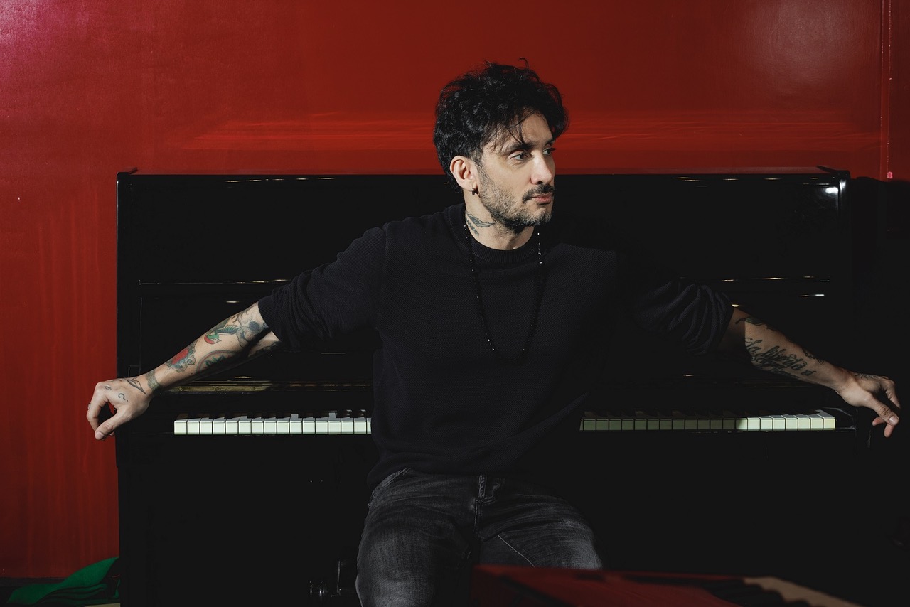 Fabrizio Moro, nuovo singolo: ‘Tutta la voglia di vivere’
