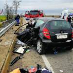 Vercelli, schianto tra 4 mezzi: 2 morti