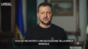 Ucraina, Zelensky incontra delegazione Banca mondiale a Kiev