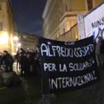 Cospito, corteo anarchici a Roma: tensione con forze dell’ordine