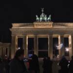 Earth Hour, la Porta di Brandeburgo si spegne per un’ora