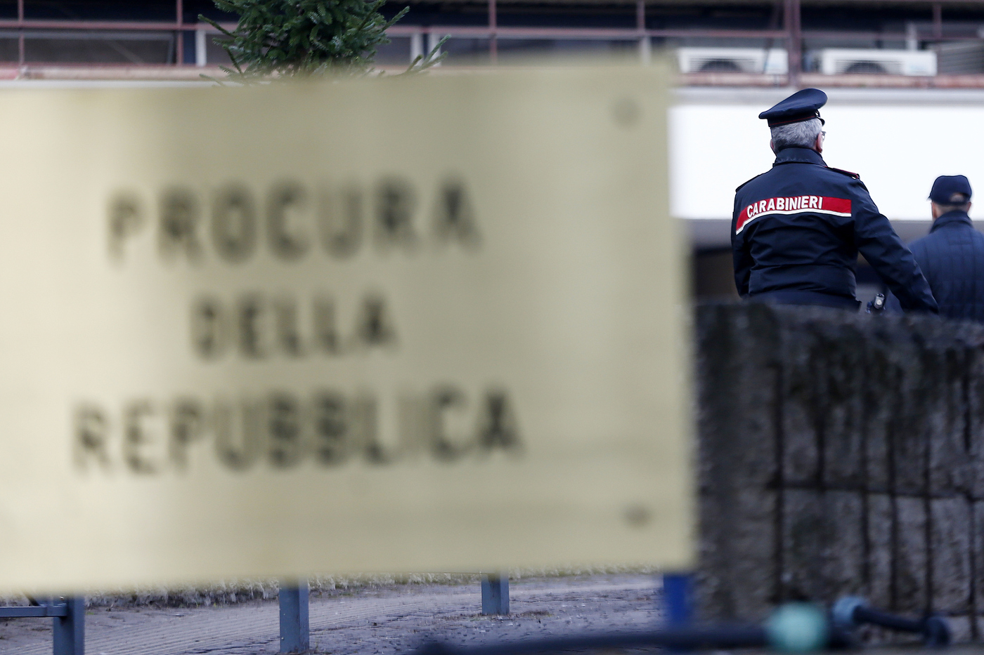 Roma, pugni ad agente penitenziaria in tribunale: 25enne arrestato