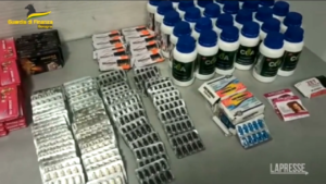 Bologna, sequestrati stupefacenti e farmaci illegali