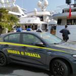 Milano, evadono fisco per oltre 20 anni: 22 arresti