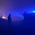 Varese, incendi nei boschi: roghi vicino alle case