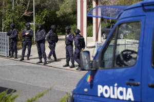 Lisbona, attacco in centro musulmano: due morti