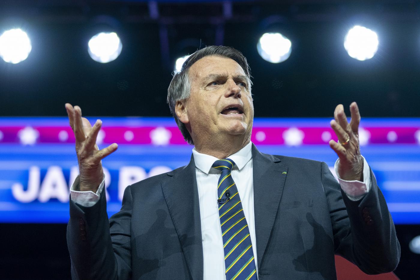 Brasile, Bolsonaro torna in patria dagli Usa