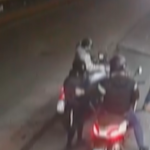 Napoli, si oppone a tentativo di furto: ladri lo gambizzano