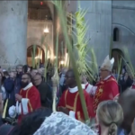 Gerusalemme, cristiani festeggiano la Domenica delle Palme