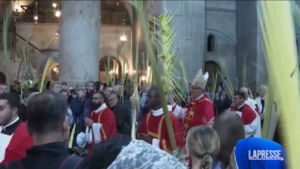 Gerusalemme, cristiani festeggiano la Domenica delle Palme