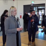 Finlandia, Rikka Purra al seggio per le elzioni parlamentari