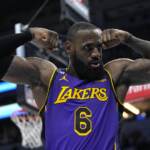 Nba, LeBron trascina i Lakers contro Utah