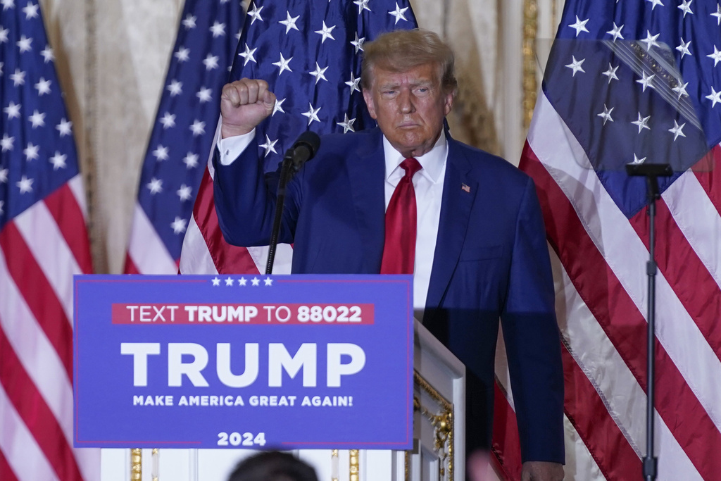 Usa, Trump incriminato: “Processo farsa, combatterò”
